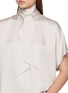  - BRUNELLO CUCINELLI - 飘带系结高领缎面上衣