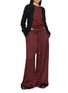模特儿示范图 - 点击放大 - ANN DEMEULEMEESTER - DOT 褶皱抽绳上衣